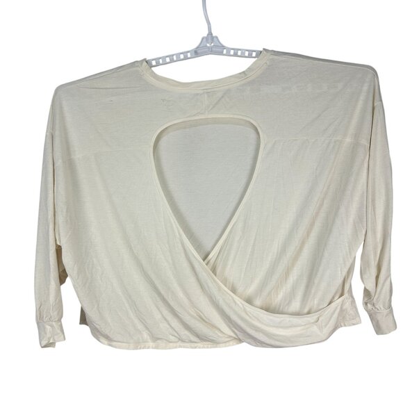 Old Navy Active Womens 2X Cream Long-Sleeve Open Back Design Go-Dry Top - Picture 2 of 8